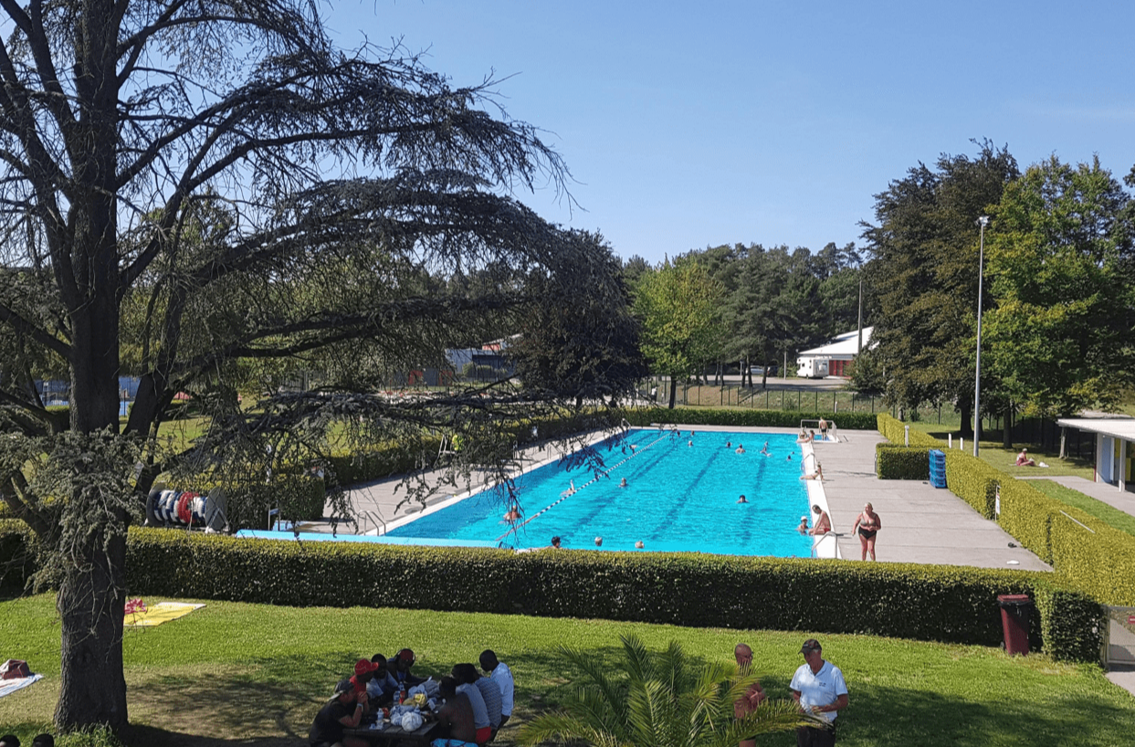 Profitez de la piscine de plein air tout l'été !